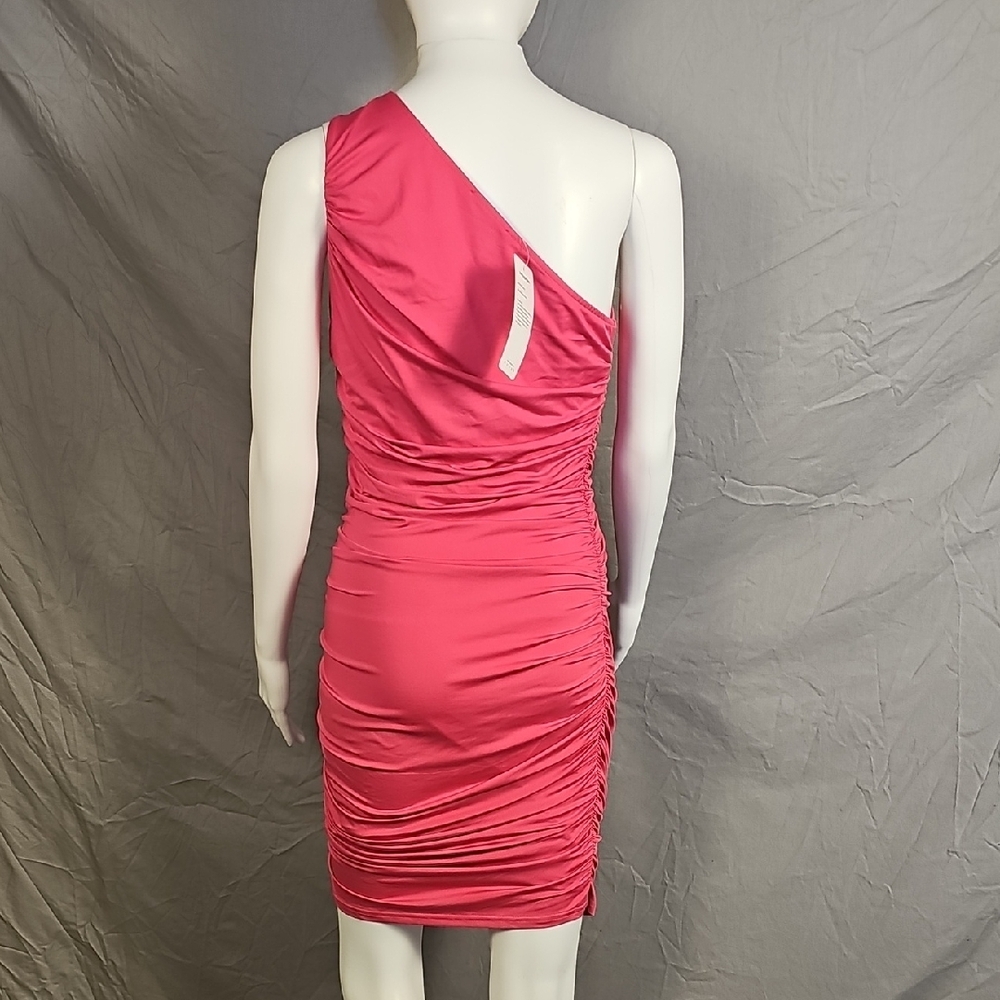 Pretty Garden Elegant Pink One-Shoulder Dress - Picture 4 of 6